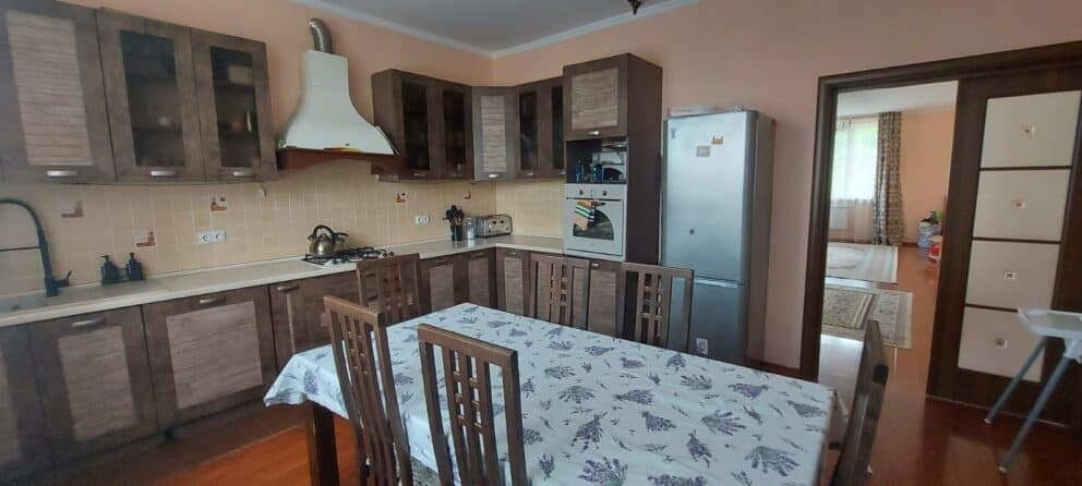 Продажа домов и дач Отдельный дом · 7 комнат · 500 м² · 10 сот.