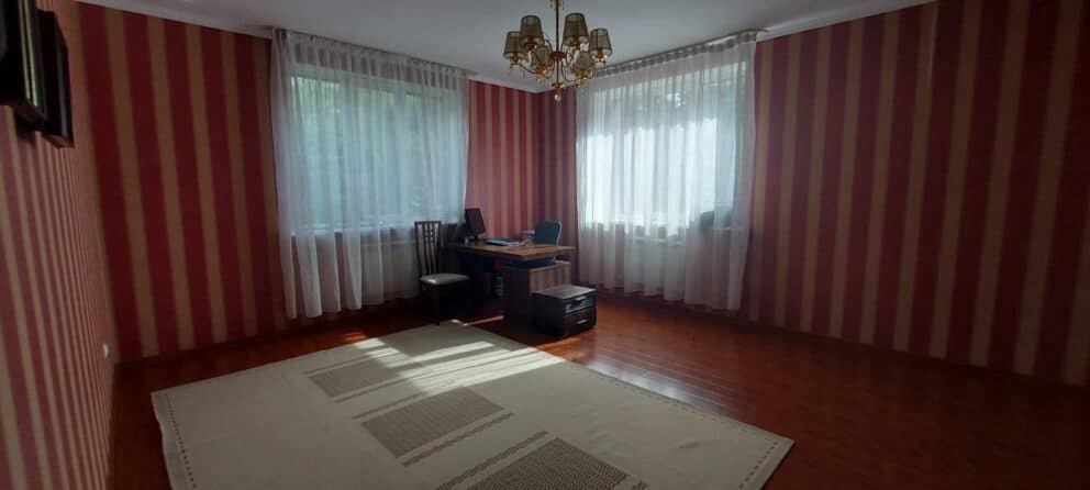 Продажа домов и дач Отдельный дом · 7 комнат · 500 м² · 10 сот.