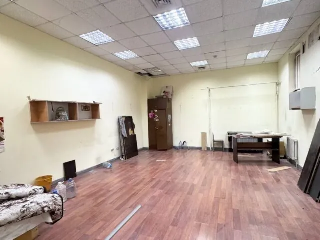 Продаётся коммерческое помещение 222м2 в Алматы, мкр Керемет, 6